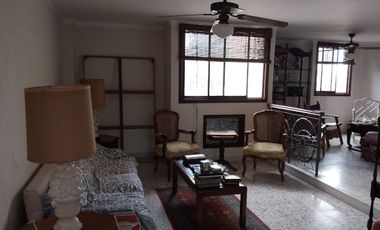 DE OPORTUNIDAD!! HERMOSO APARTAMETO EN PRADO CON AREA DE 212mts , PARQUEADERO DOBLE