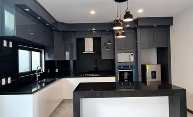 Casa NUEVA en Altanza