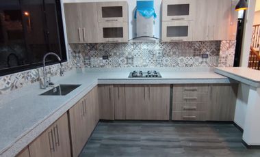 VENDO CASA DE ESTRENO CON VISTA A PARQUE  EN LA ENTRADA DE BOULEVARD