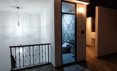 VENDO CASA DE ESTRENO CON VISTA A PARQUE  EN LA ENTRADA DE BOULEVARD