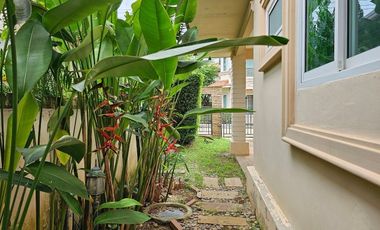 Unfurnished Corner 2 storey House for SALE at The Oriental Regent 3