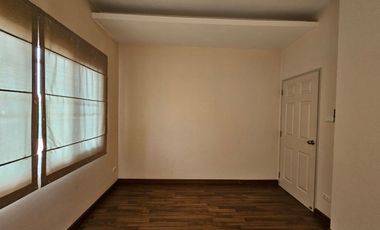 Unfurnished Corner 2 storey House for SALE at The Oriental Regent 3