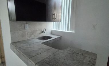 Suite en Alquiler en Samanes, 1 Habitación, 1 Baño, Parqueo, Norte de Guayaquil.