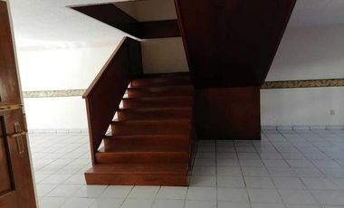 SE VENDE CASA EN FARO 2963, GUADALAJARA JALISCO.