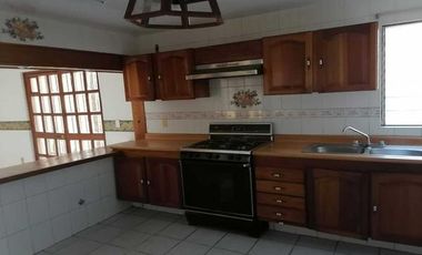 SE VENDE CASA EN FARO 2963, GUADALAJARA JALISCO.