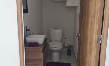 HERMOSA CASA RESIDENCIAL