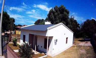 Casa de 3 dormitorios en Bernardo de Irigoyen