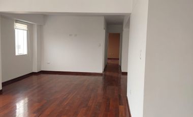 Vendo amplio Penthouse - Duplex - Urb. Las Quintanas Trujillo La Libertad