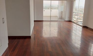 Vendo amplio Penthouse - Duplex - Urb. Las Quintanas Trujillo La Libertad