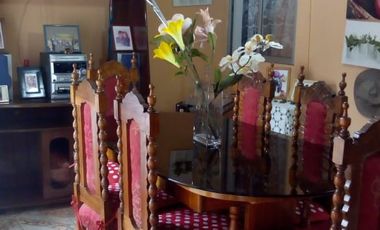 Amplia Propiedad en el Corazón de Quillota, con Espacios Versátiles y Encantadores