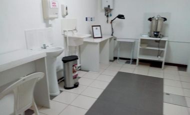 Amplia Propiedad en el Corazón de Quillota, con Espacios Versátiles y Encantadores