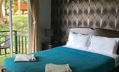 A 3-star hotel with 100 rooms in Krabi.