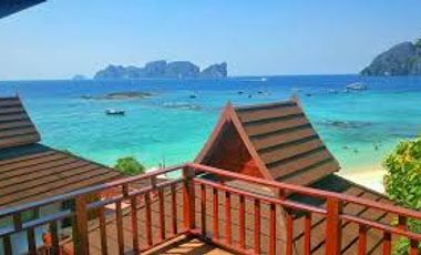 A 3-star hotel with 100 rooms in Krabi.