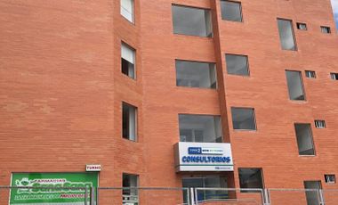 Ibarra - Consultorio Médico en Hospital de Clínicas Metropolitana de venta