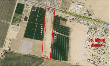 SE VENDE TERRENO CON CONSTRUCCIONES
