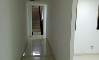 SE VENDE LOCAL COMERCIAL DE 4 NIVELES EN EDIFICIO ATHENAS PLAZA, BELLO, ANTIOQUIA