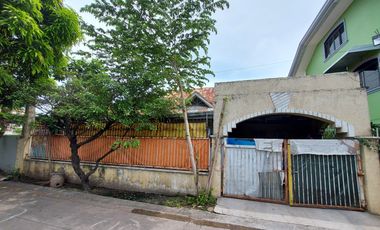 BF Resort Village lot with dilapidated structure for bidding