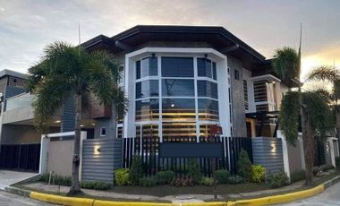 5 Bedrooms Modern House and Lot for SALE inside Exclusive Subd. Located in Angeles City.
