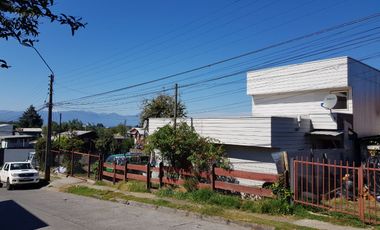 Vendo sitio urbano con 2 casas a 4 cuadras del centro de Villarrica sector tranquilo, locomoción, colegio todo muy cerca
