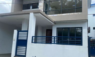Bare House For Rent in Multinational Village Paranaque City