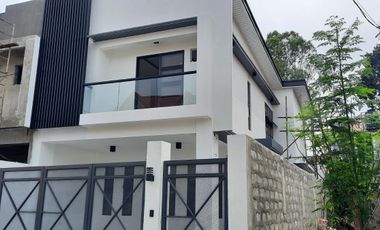 New 4 Bedrooms Duplex in Paranaque