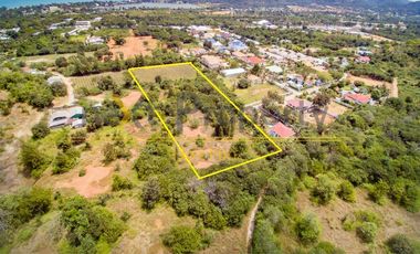 6-Bedroom Villa in Windmill Golf Course