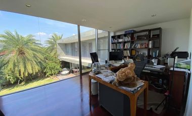 6-Bedroom Villa in Windmill Golf Course