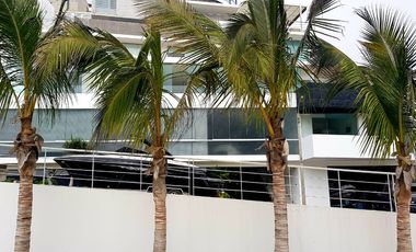 Venta exclusiva y hermosa Casa de playa en Poseidón con excelente vista Panorámica