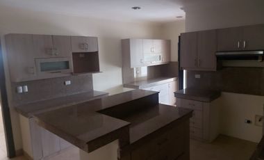 Via La Costa, Renta de Lindo Departamento 2 Dorm. en Planta Baja