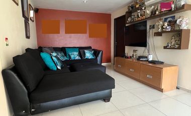 Casa en renta sin muebles.