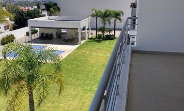 REAL DE JURIQUILLA FRACCIONAMIENTO PENTHOUSE AMUEBLADO DENTRO DE PRIVADA ALBERCA 3 RECAMARAS DOS NIVELES DOS TERRAZAS VISTA ESPECTACULAR