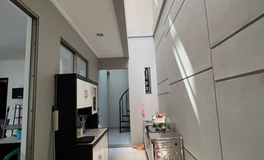 Dijual Rumah di CLuster Piano Golf Island Kondisi tersewa Posisi Hoek