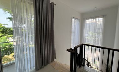 Dijual Rumah di CLuster Piano Golf Island Kondisi tersewa Posisi Hoek