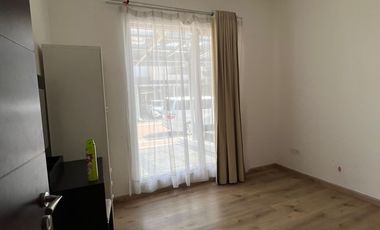 Dijual Rumah di CLuster Piano Golf Island Kondisi tersewa Posisi Hoek