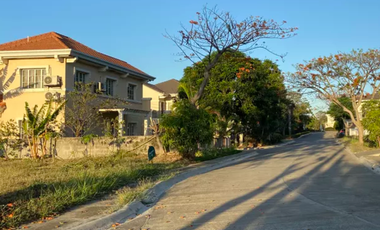 Townhouse with Condo Title for Sale 20 mins from Alabang