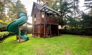 CASA EN VENTA EN EL CENTRO DE AVÁNDARO EN VALLE DE BRAVO
