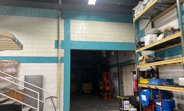 BODEGA, TECHUMBRE ALTA Y ESTACIONAMIENTO
