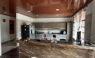 Excelente Casa Campestre en Ricaurte, Cundinamarca.