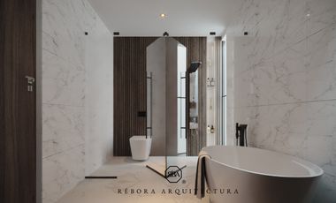 Casa en Venta en LA RIOJA Hermosa Cocina y Vestidores Amplios