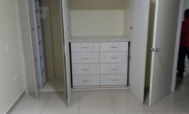 En alquiler departamento de 3 dormitorios en kennedy (SP)