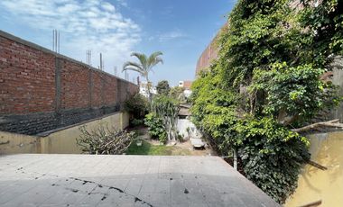 VENDO CHORRILLOS ATRACTIVO TERRENO 300M2 PARAMETROS PARA 6 PISOS