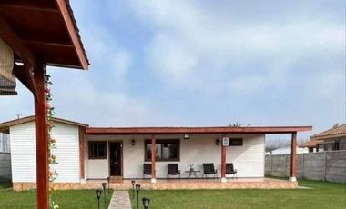 Casa con Sitio en Coinco V1407-300-SS-07.22