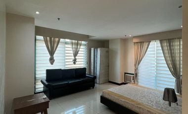 Penthouse unit at Bay Garden for Rent
