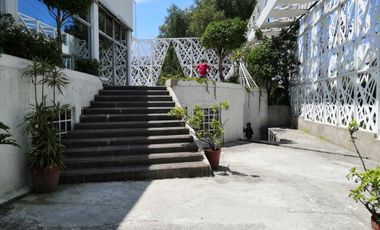 RENTA LOCAL COMERCIAL CON TERRAZA