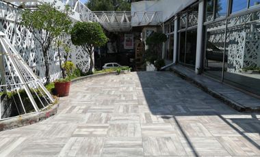 RENTA LOCAL COMERCIAL CON TERRAZA