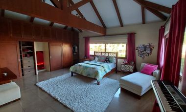 Vía a La Costa, Renta de Hermosa Casa con Acabados de Lujos y Piscina 4 Dorm.