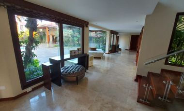 Vía a La Costa, Renta de Hermosa Casa con Acabados de Lujos y Piscina 4 Dorm.