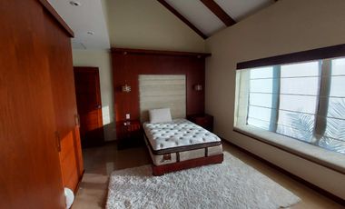 Vía a La Costa, Renta de Hermosa Casa con Acabados de Lujos y Piscina 4 Dorm.