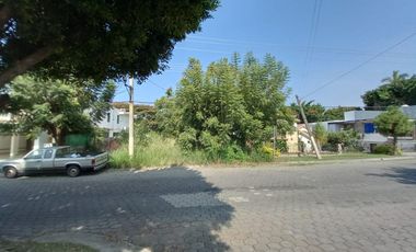 TERRENO EN VENTA EN FRACCIONAMIETO LOMAS DE COCOYOC MORELOS