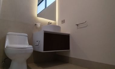 ESTRENA LUJOSA RESIDENCIA